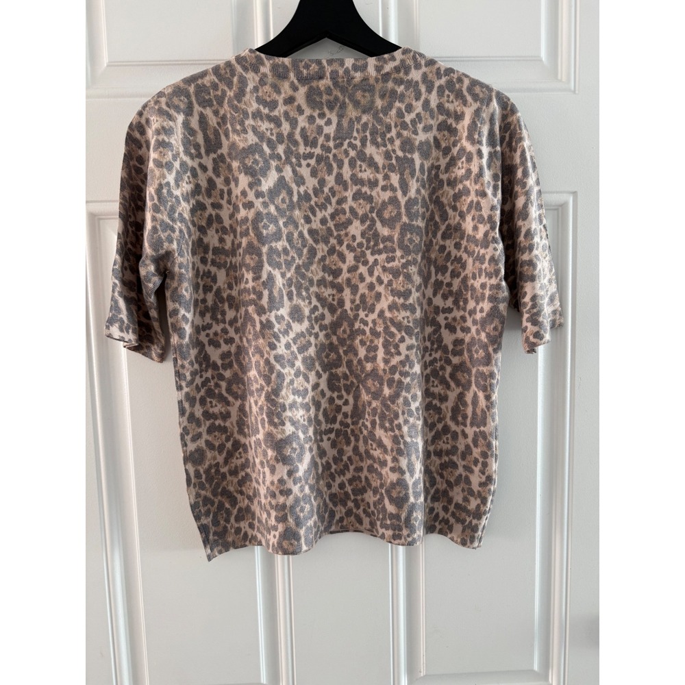 Sioni Womens Leopard Animal Print Short Sleeve Knit Sweater Top Tan Grey Medium - Picture 2 of 4